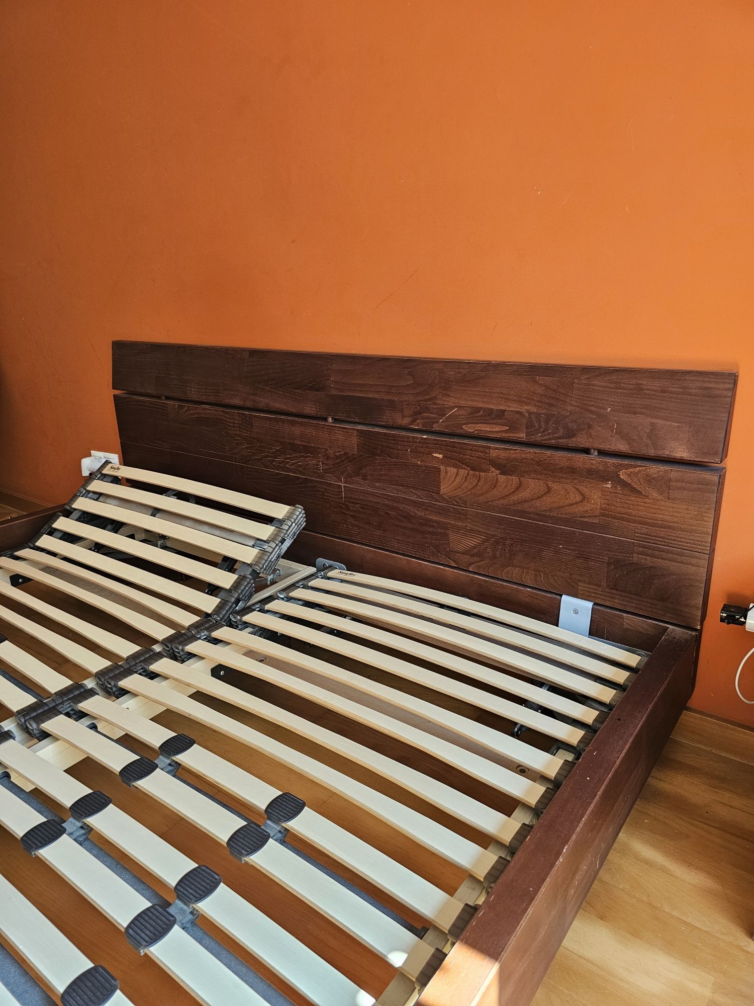 [Reservado] Cama Queen Size com estrado elevatório