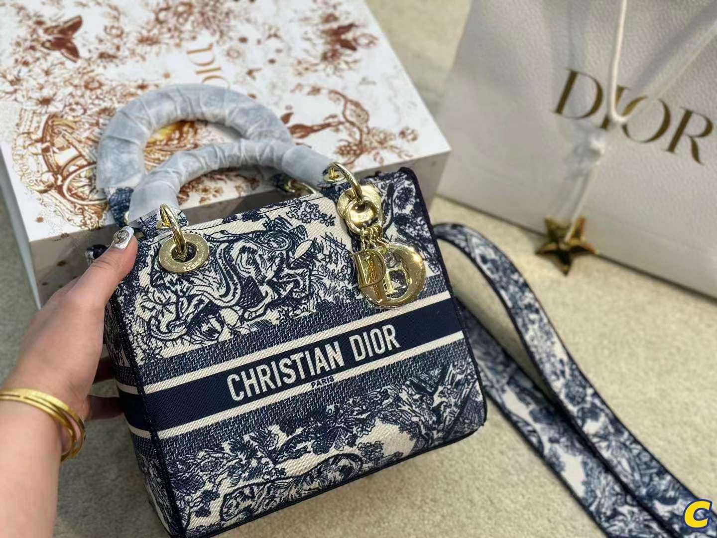 Torebka damska elegancka Dior 345-11