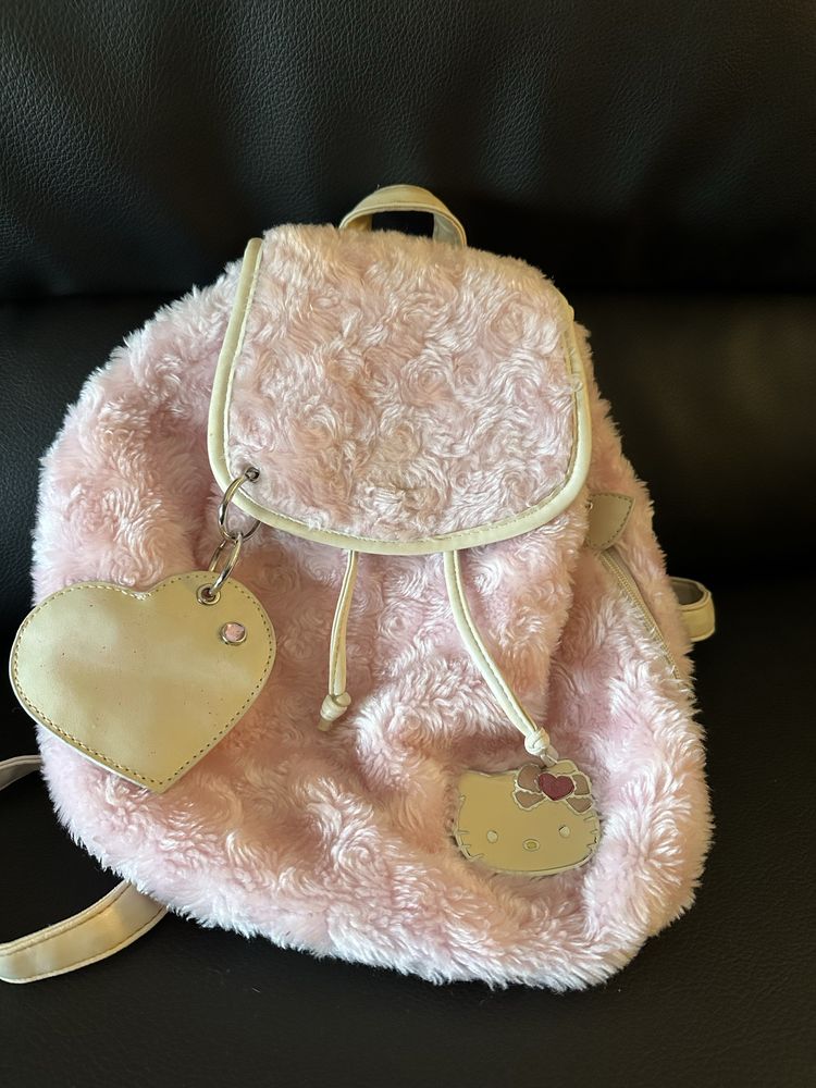 Mochila Hello Kitty como nova