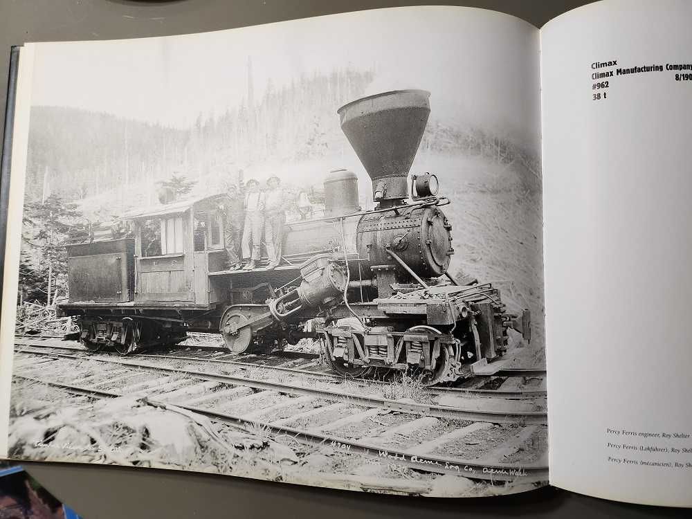 Kinsey Photographer The Locomotive Portraits  Album w trzech językach