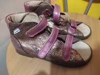 Buty profilaktyczne ortopedyczne 32