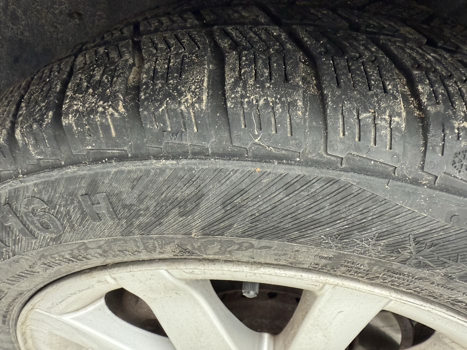 Шини автомобільні