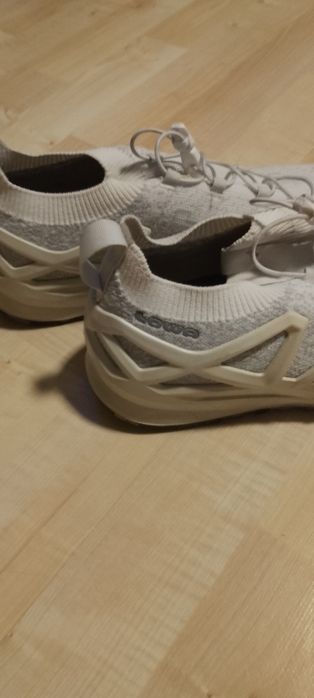 Buty męskie Lowa 42.