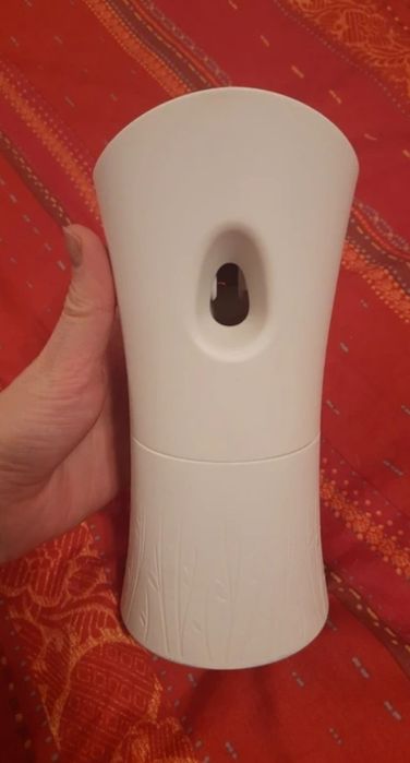 Automatyczny odświeżacz powietrza Air Wick