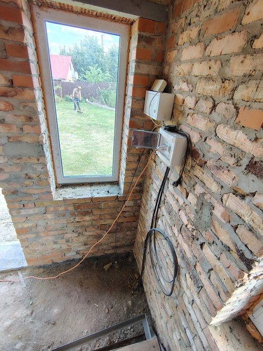 Продаж будинку в мальовничому місці.