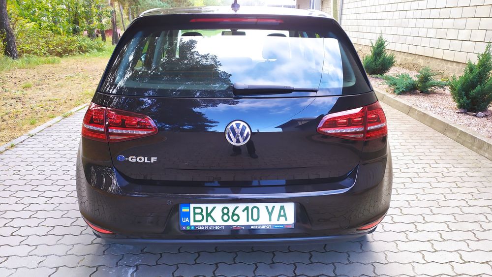 Продам Фольксваген Е-гольф електричний відмінний стан