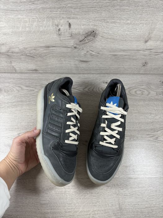 Adidas Forum чоловічі кросівки 41 розмір