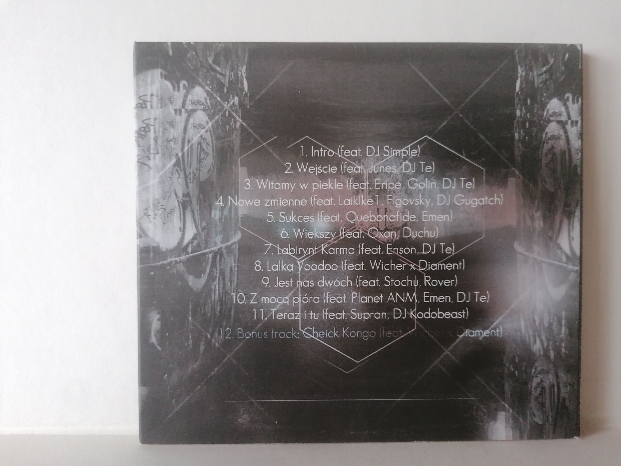 Efen - Nowe zmienne CD