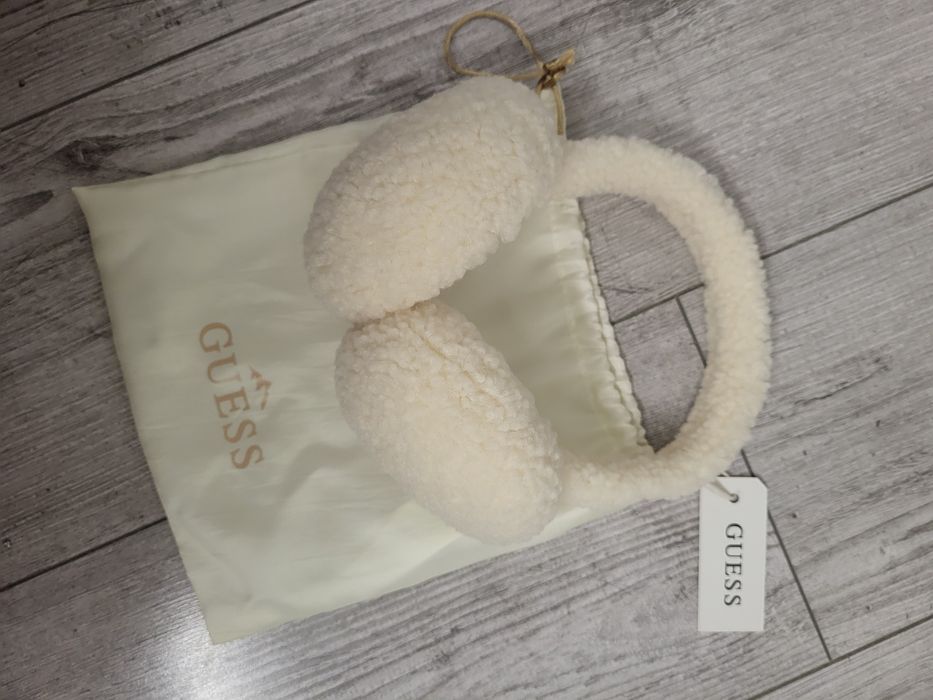 Nowe nauszniki zimowe baranek Guess