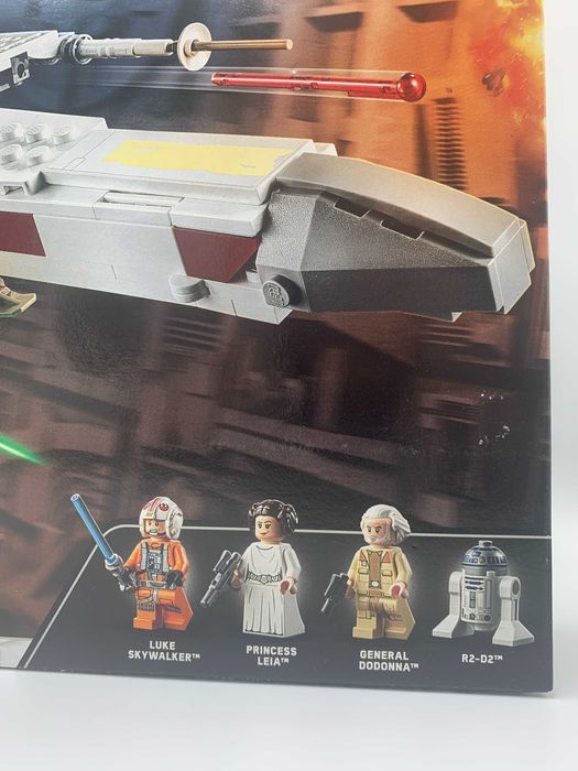 Конструктор LEGO® Star Wars Винищувач X-wing Люка Скайвокера (75301)