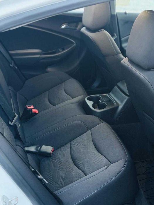 Chevrolet Volt 2019 1.5 PHEV AT (101 к.с)  LT Шевроле Волт плагин гібр