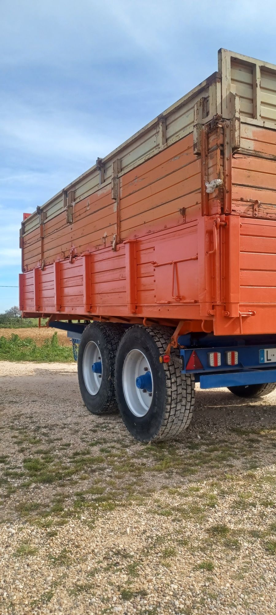 Reboque atrelado agrícola galucho 10T
