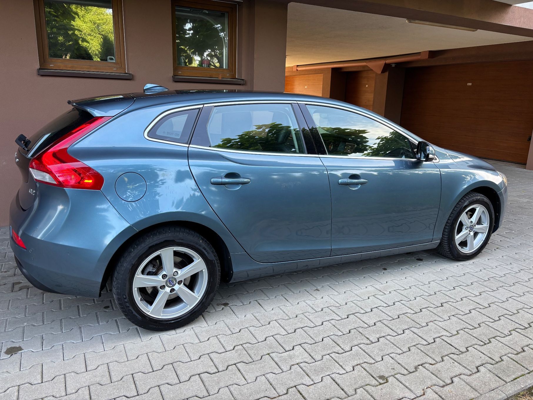 Volvo V40 Xenon Grzane Kamera Hanss Free Summum Full