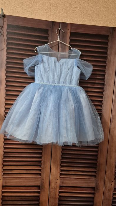 Блакитні новорічні сукні  98, 104 платье на утренник голуб