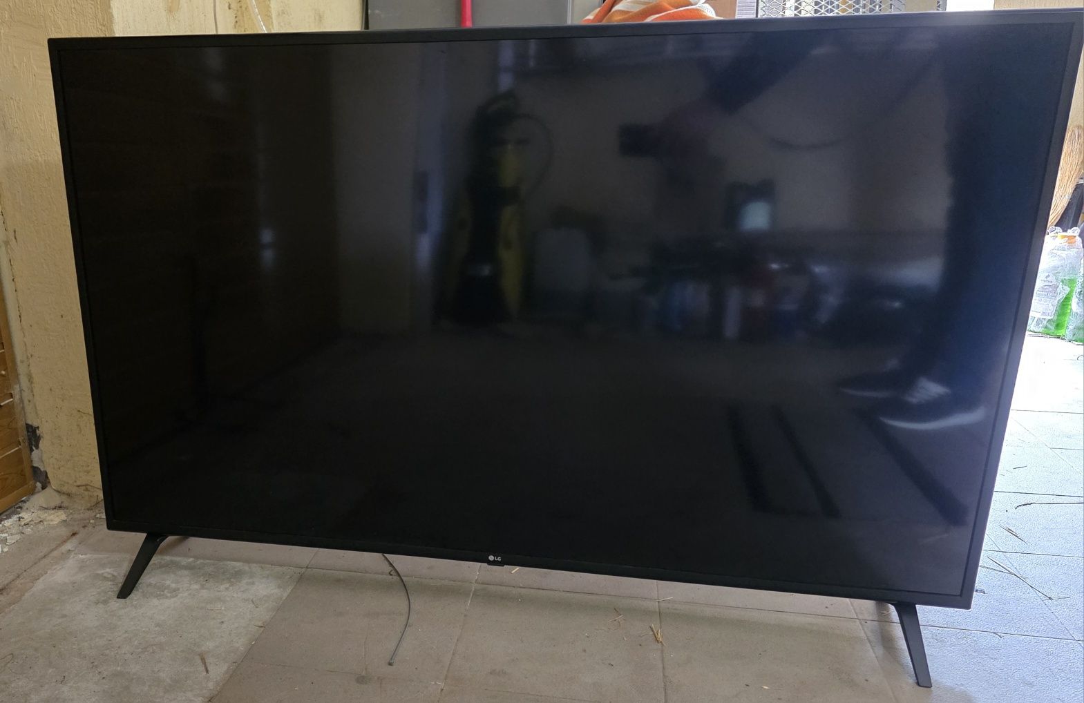 Телевізор 4K  LG 60um71007lb