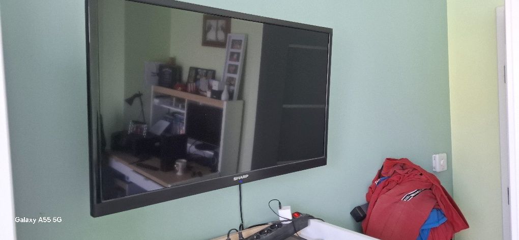 Telewizor sharp uszkodzony