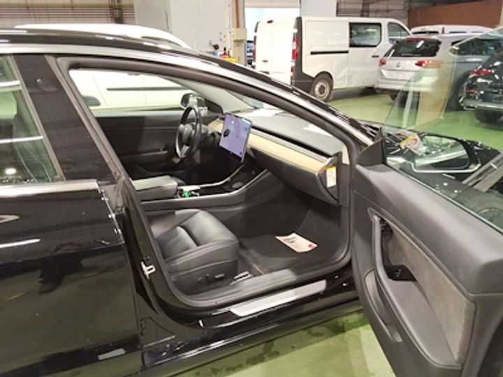 Tesla model 3 Long Range Dual Motor