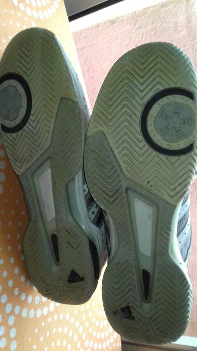 Tenis Adidas adiprene 45