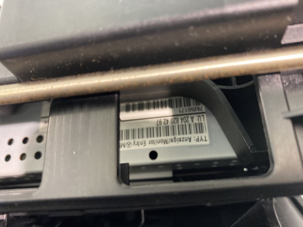 Mercedes C W204 Radio CD RDS Wyświetlacz Kratka Środkowa