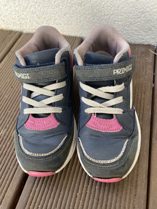 Sneakersy, buty a’la adidasy Primigi dla dziewczynki, granatowe r.28