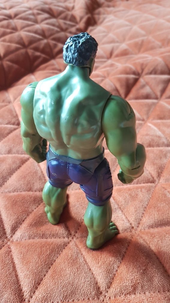 Figurka Hulk Marvel ok 15cm