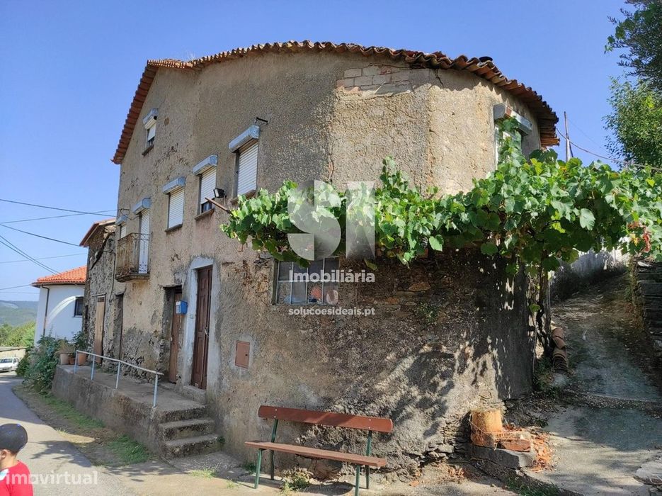 Moradia T3 - Góis / Outeiro