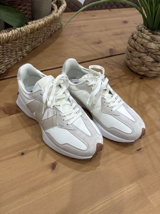 New balance 327 branco e bege 39,5