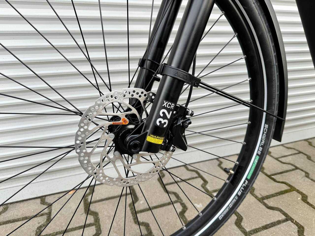 Nowy Cube Kathmandu Hybrid Exc 750 Trapeze Black