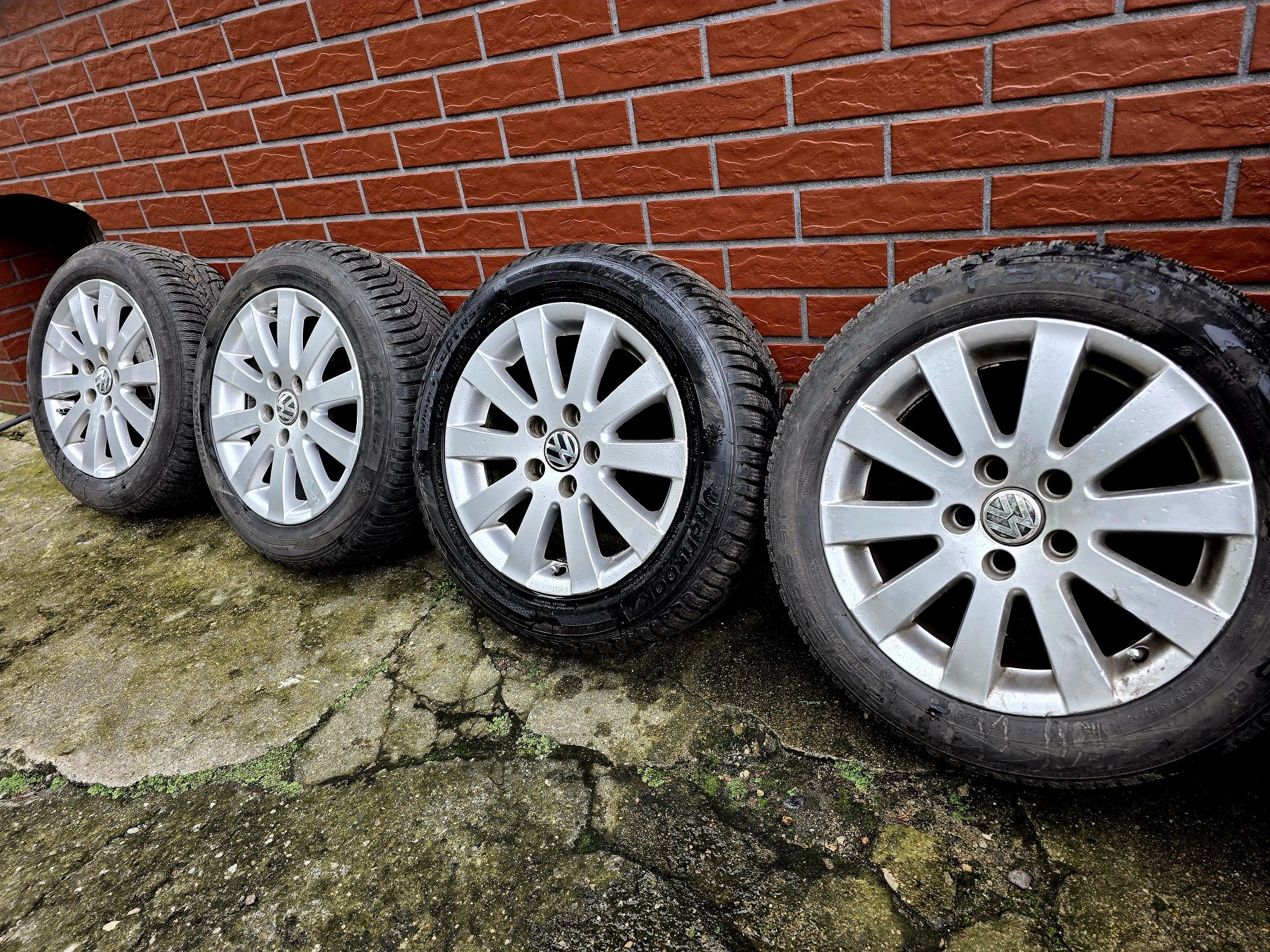 Sprzedam Alufelgi 5x112 VW Alufelgi z Oponami 205/55R16!