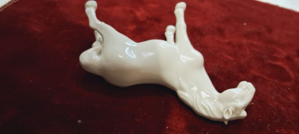 Статуэтка конь лошадь