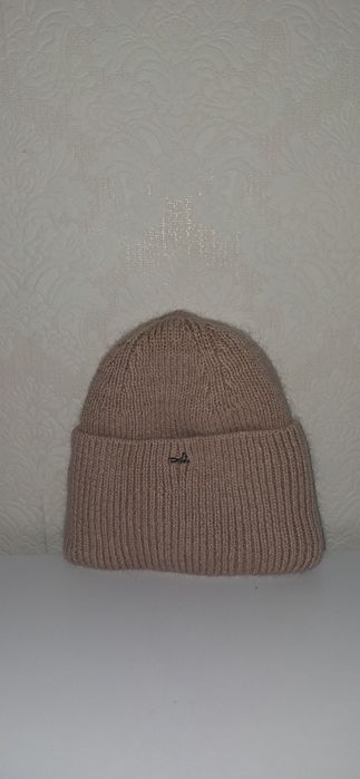 Шапка зимова  жіноча