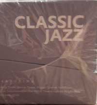 Vendo colecção de 100 cd's classic jazz. Caixa ainda selada