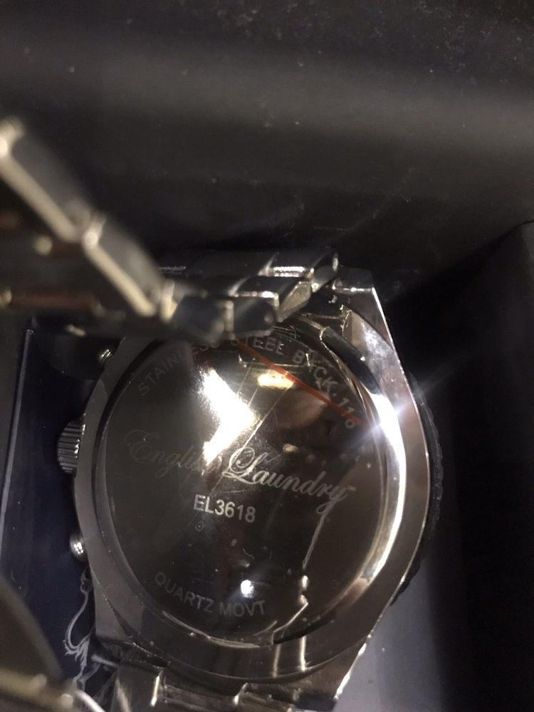 Наручные часы English Laundry Mens Polished Chrome Watch C/W