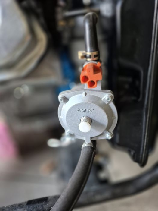 Генератор 5,5кВт Газ/Бензин