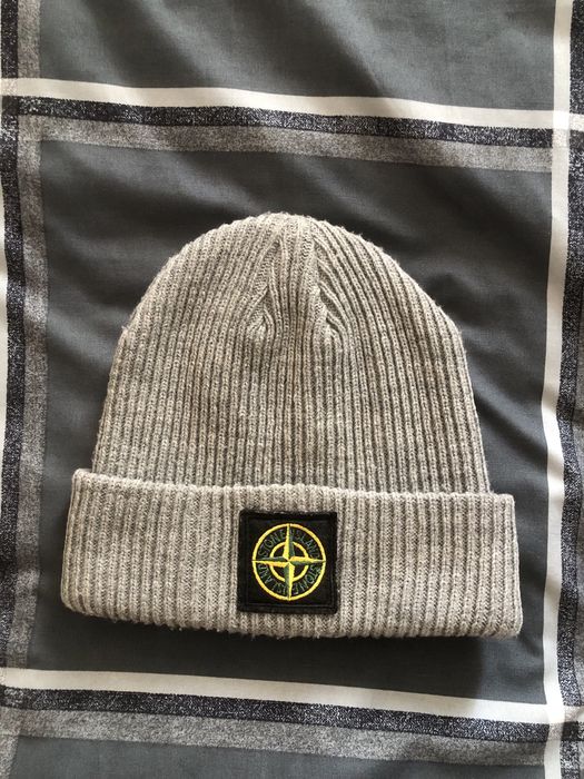 Шапка Stone Island