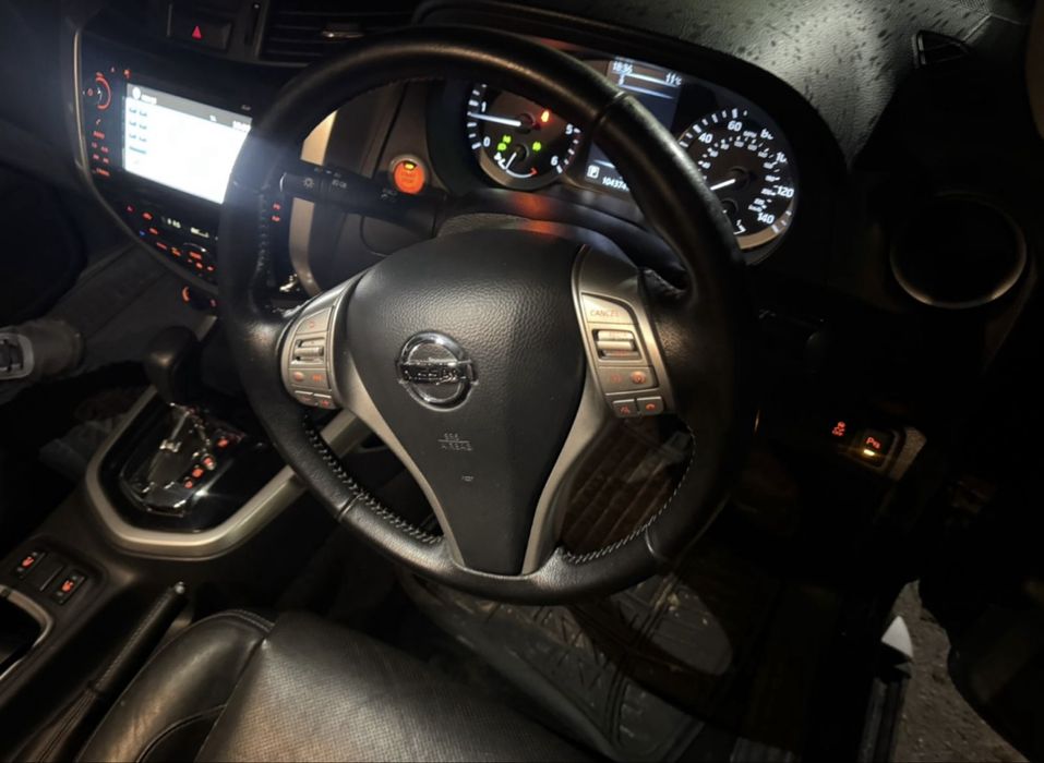 Nissan navara pick-up