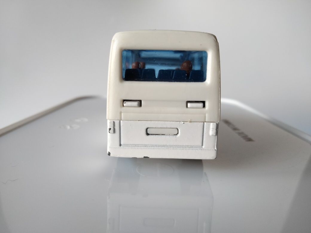 1/87 Minibus "Aeroporto" (Majorette)