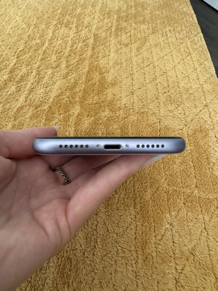 SPRAWNY Iphone 11 64GB Fioletowy