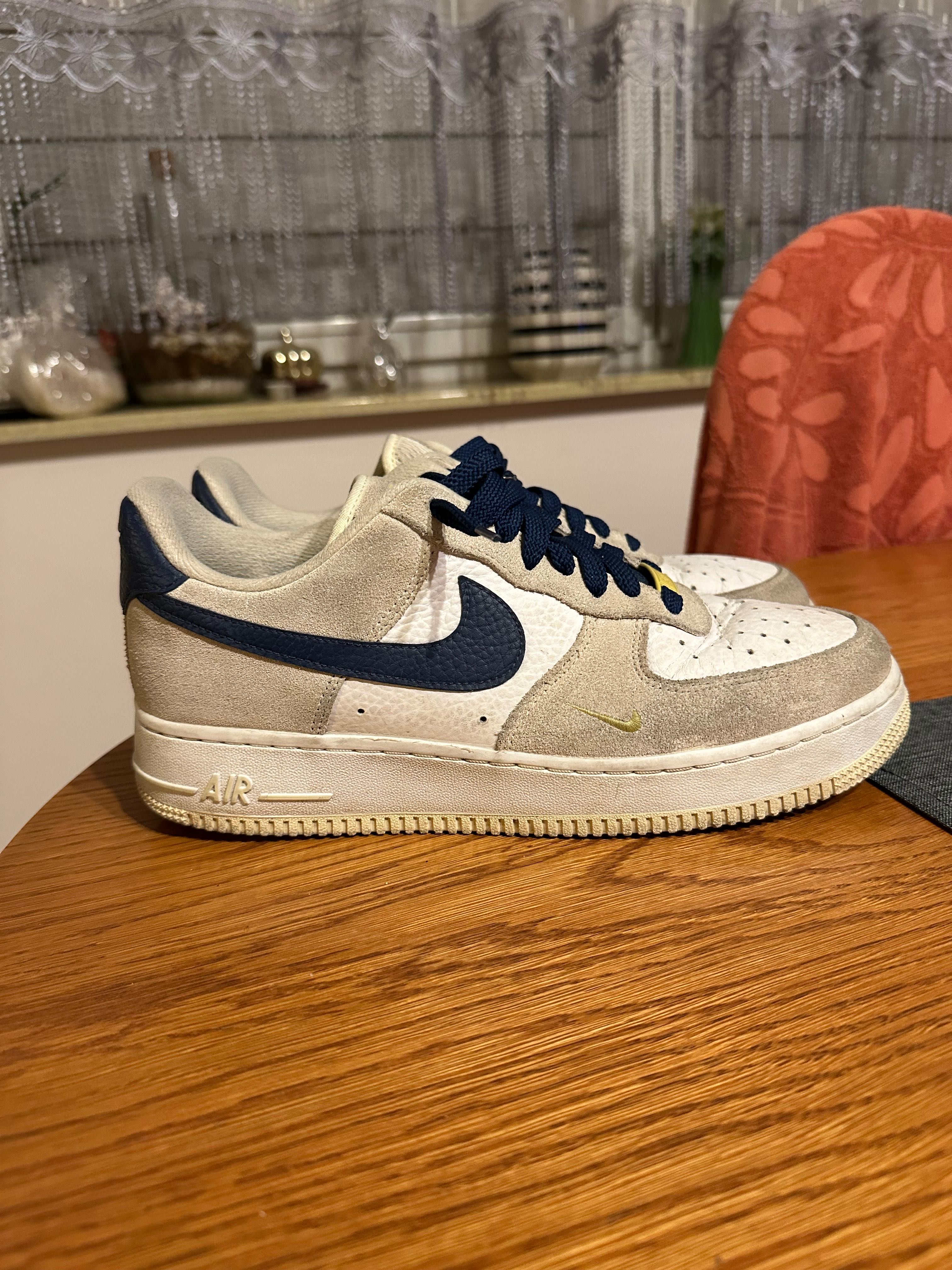 Nike Air Force 42