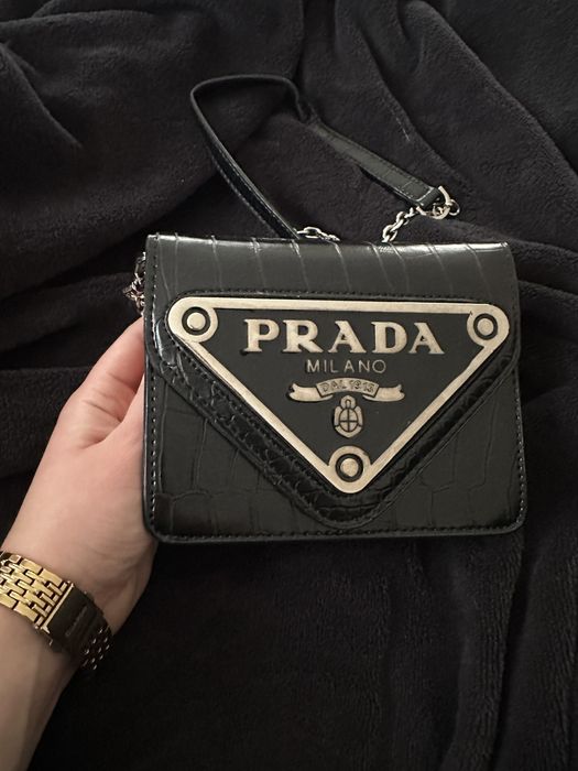 Клатч прада стильний