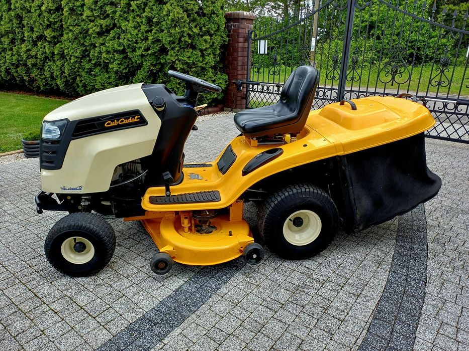 !!Cub Cadet Hydrostatic 24hp. Elektryczny Kosz!!?