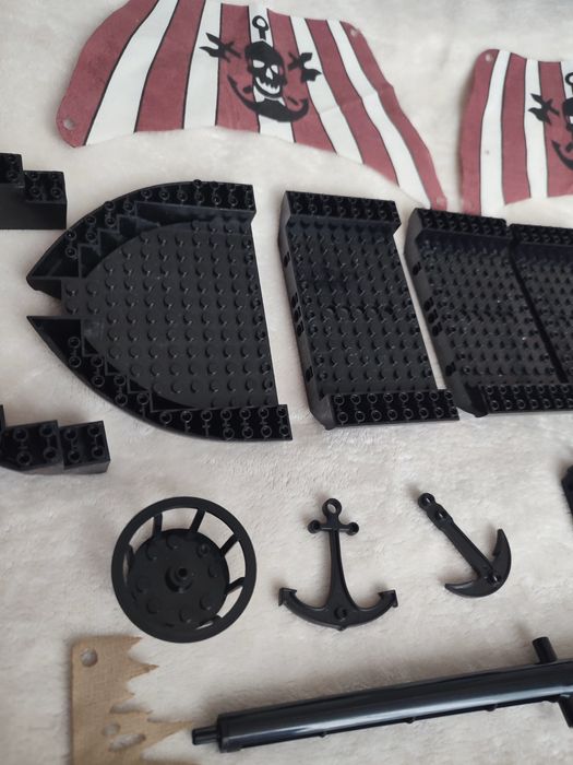 Elementy statku pirackiego