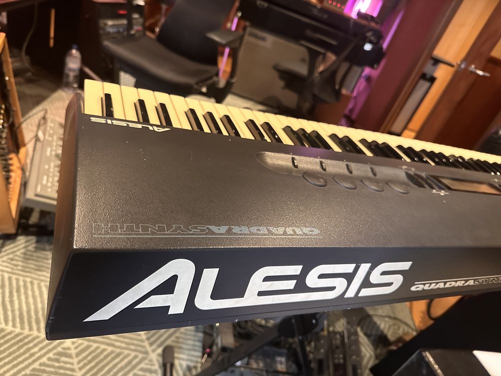 Synth alesis quadrasynth