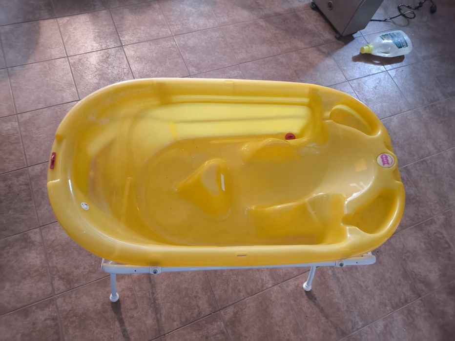 Banheira de bebé com redutor e suporte