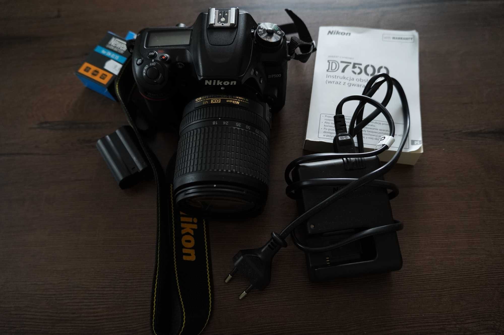 NIKON D7500 + 18-140 F/3.5-5.6 + 50 mm 1.8