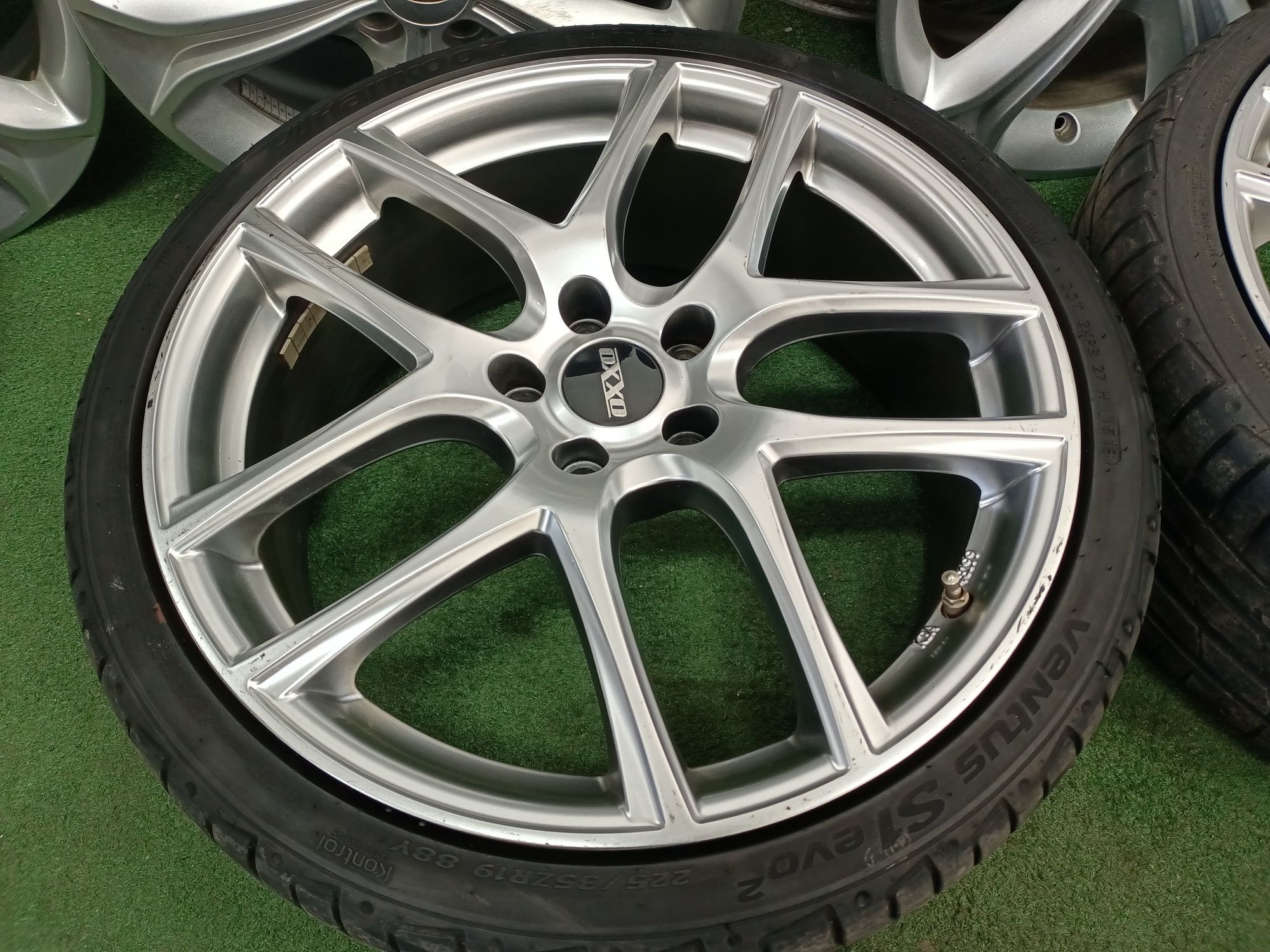 Koła 19" felgi 5x112 et50 opony 225/35/19 Audi a3 VW Golf 5 6 7 Touran