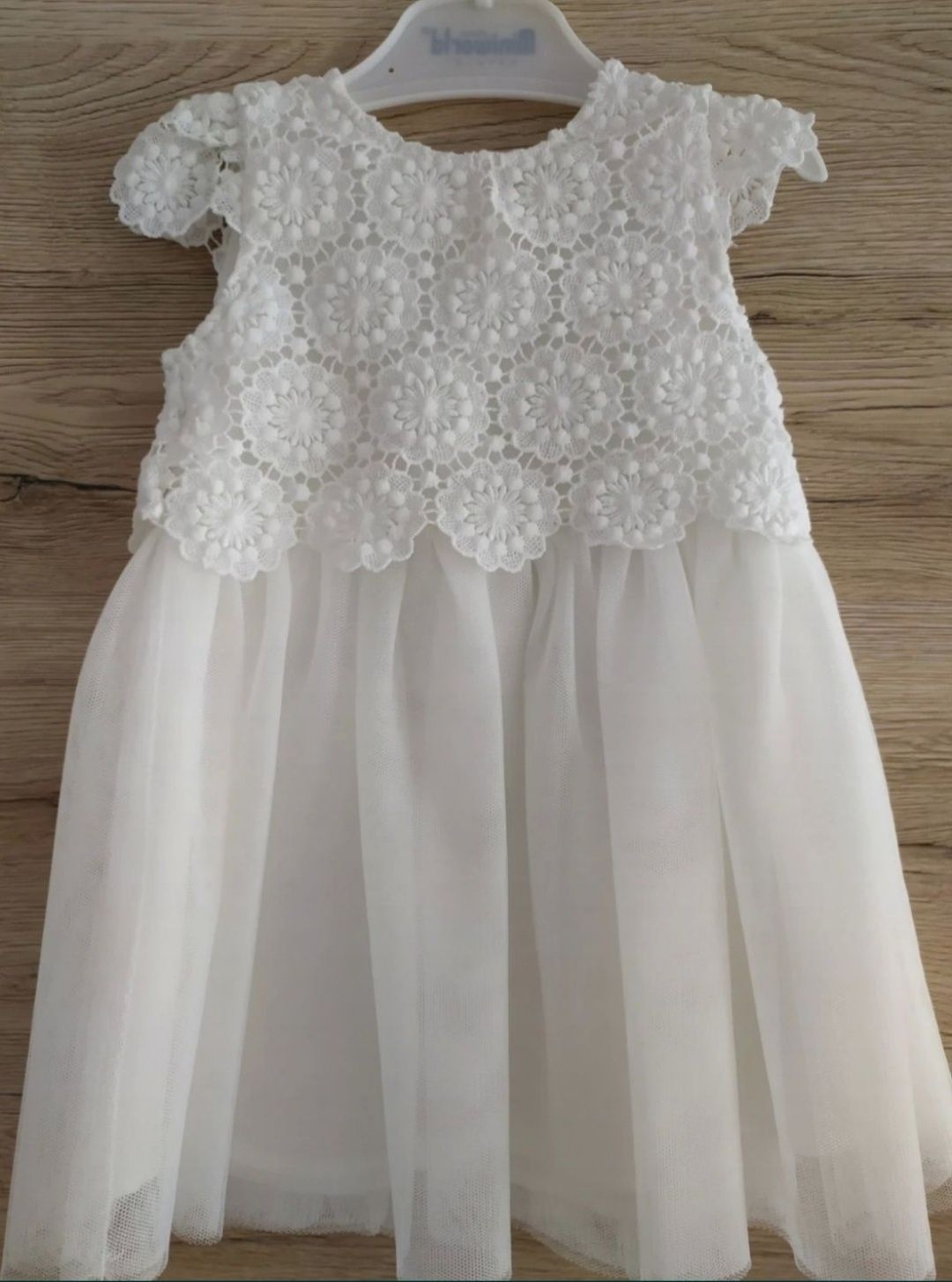 Biała sukienka dla dziewczynki chrzest, wesele, uroczystość 74 tiul, k