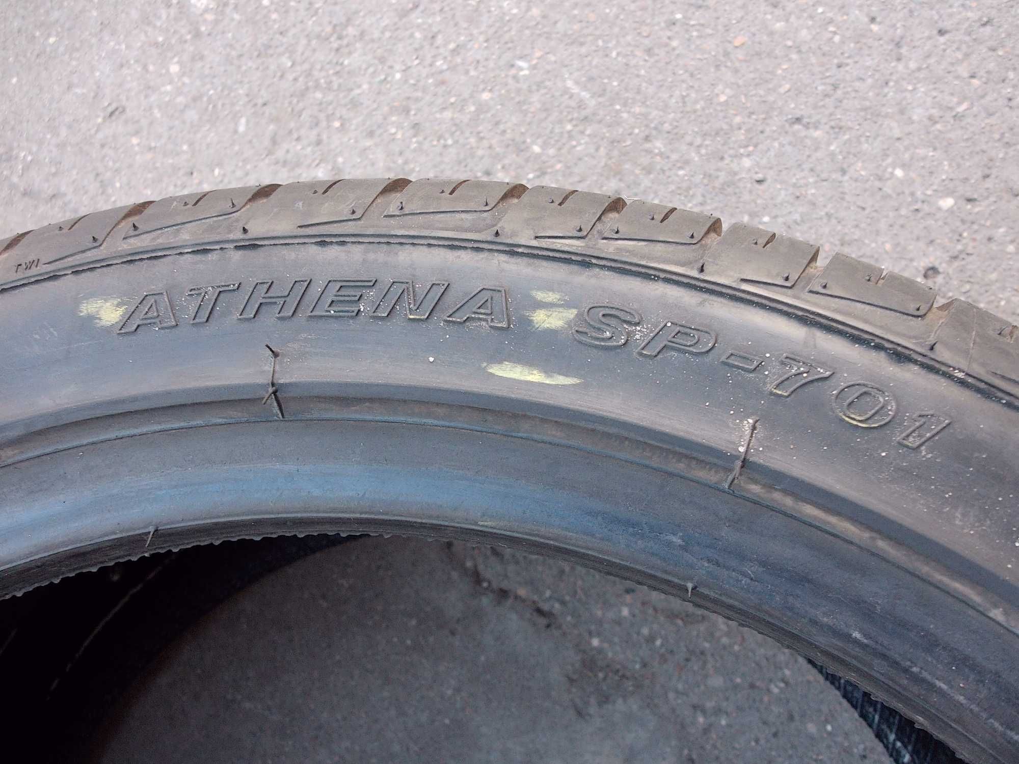 Austone Athena Sp-701 245/45/18 97W XL z 2024r jak nowe