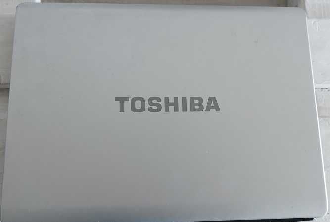 Portátil Toshiba Satellite L300-18G