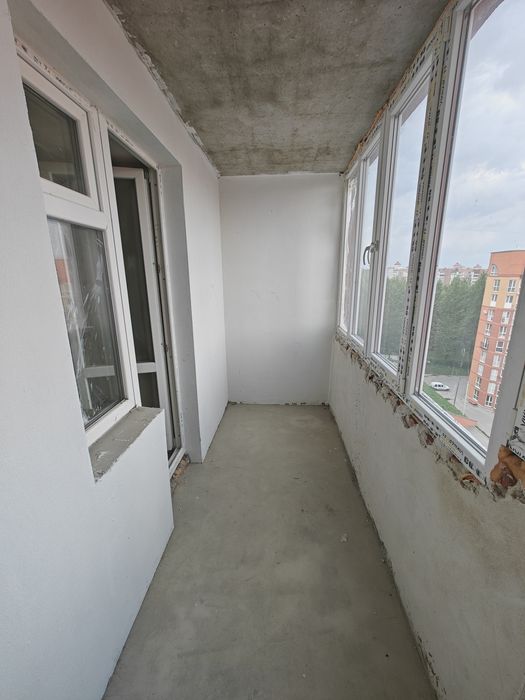 Продаж 2к. Поряд з парком!